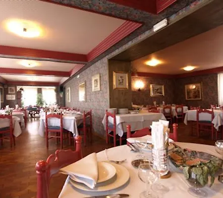 Otel Cervo 3*