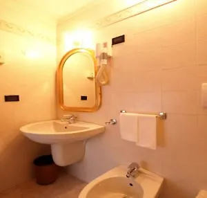 Otel Cervo